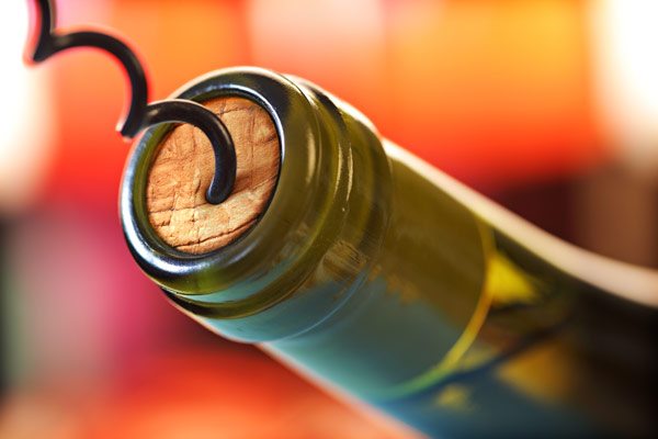 #BCWineChat: Tonight we talk #BYOW and #corkage fees — 8pm sharp!